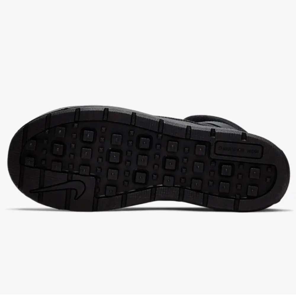 Nike ACG Big Kids Woodside 2 High Boots Black 5Y NEW